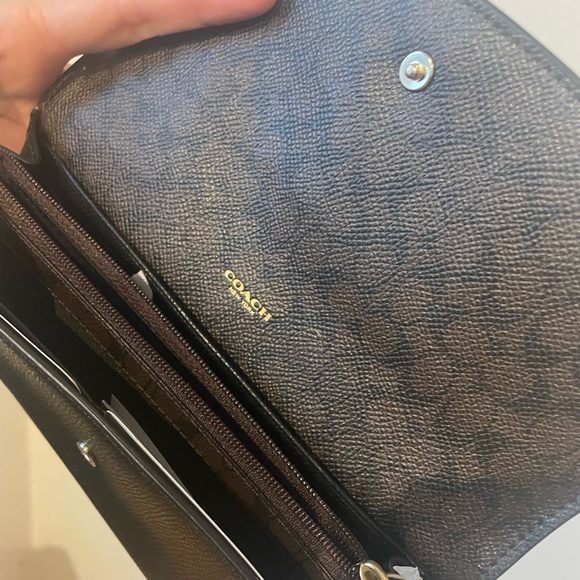 NEW WITH TAGS | coach wallet - Picture 4 of 8